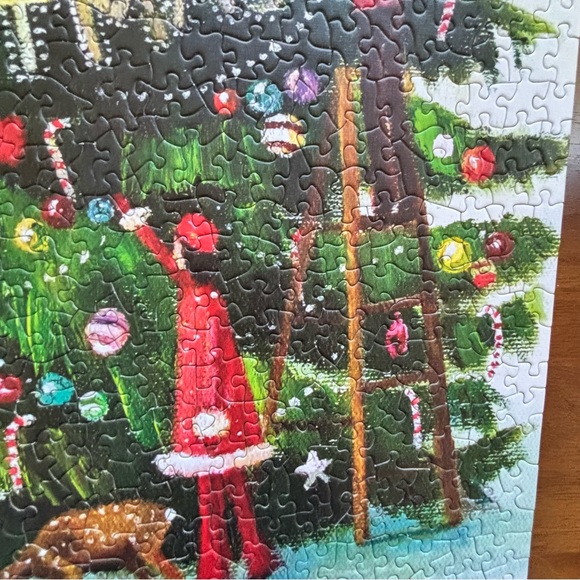 New York Puzzle Company 'The Peppermint Family' 1000-Piece Puzzle - Picture 6 of 9